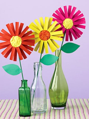 paper flowers craft for kids. Craft classes on Saturdays